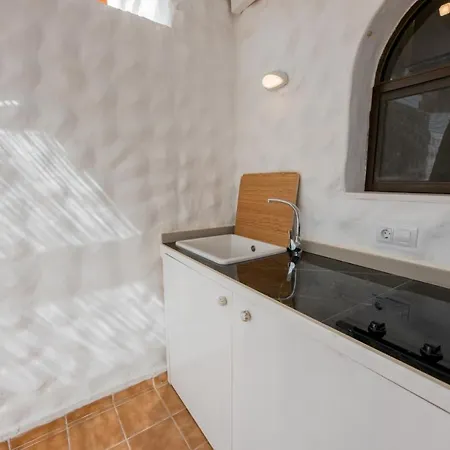 公寓 In Front Of The Pool, Large Terrace, Elegant & Confortable, Wi-fi 科斯塔卡玛