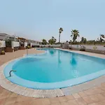 In Front Of The Pool, Large Terrace, Elegant & Confortable, Wi-fi * Costa Calma